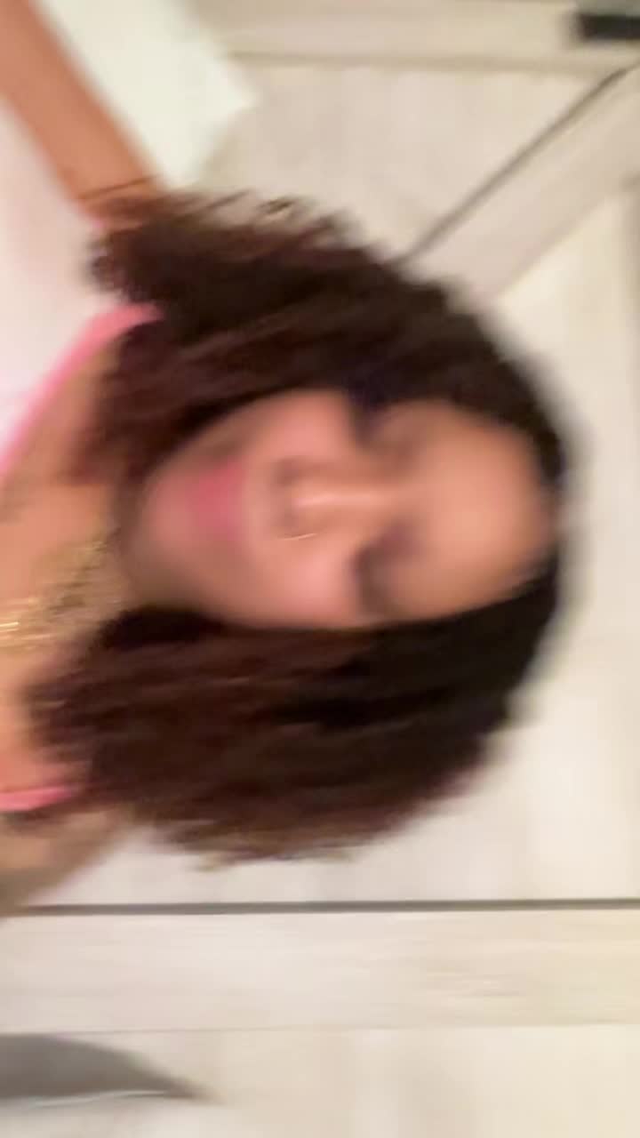 @milliondollanae._