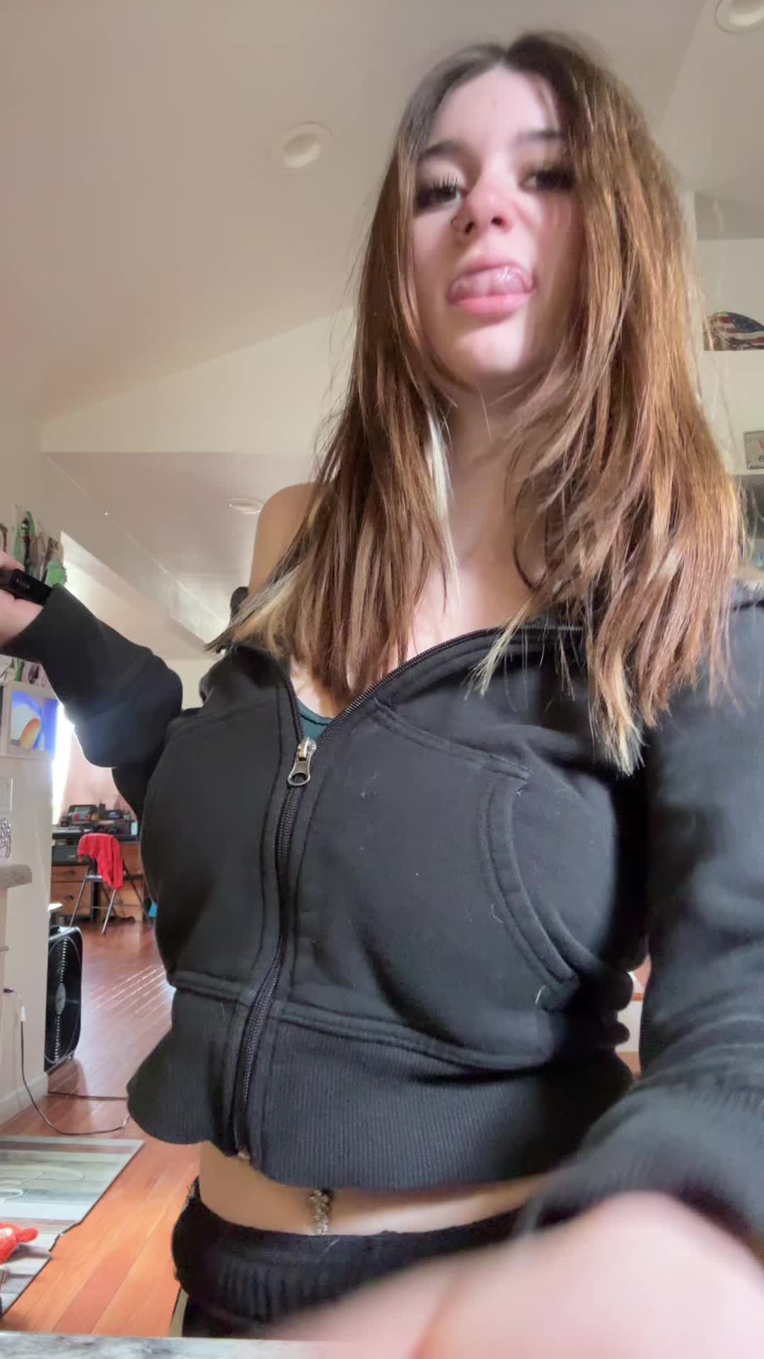 @bigsquarebuttplug
