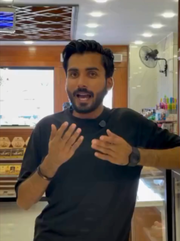 @Tariq Sweets & Bakes