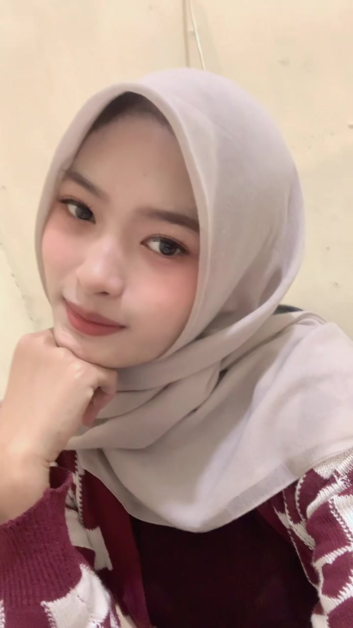 @hazeelnude0