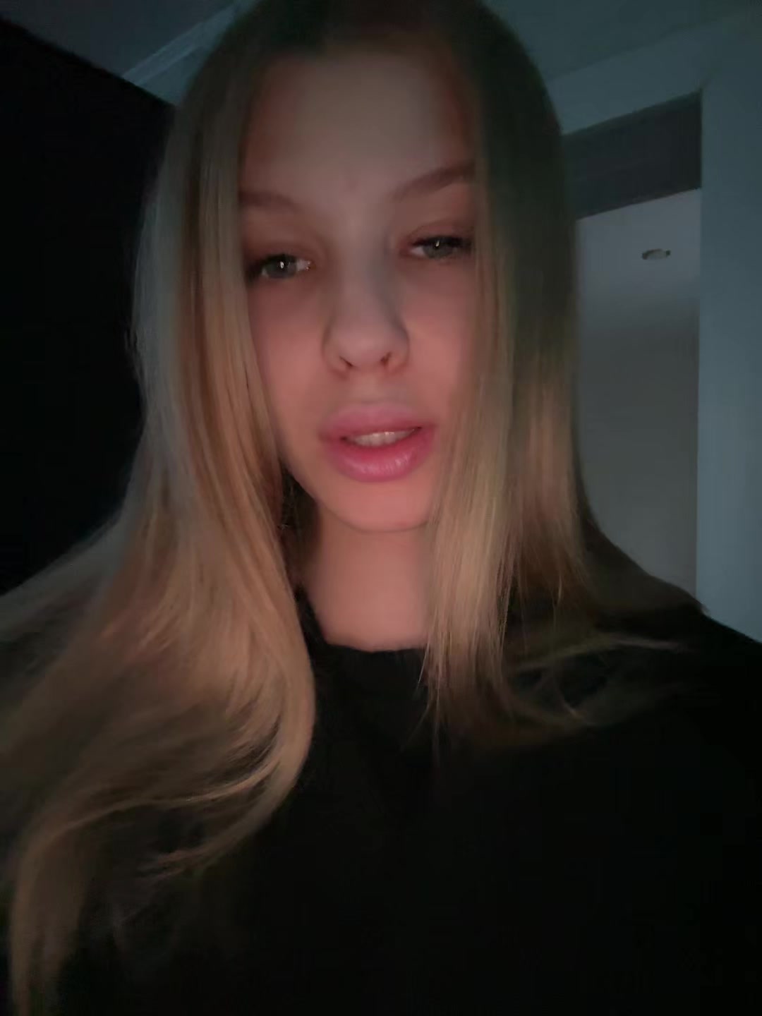@D. 💋