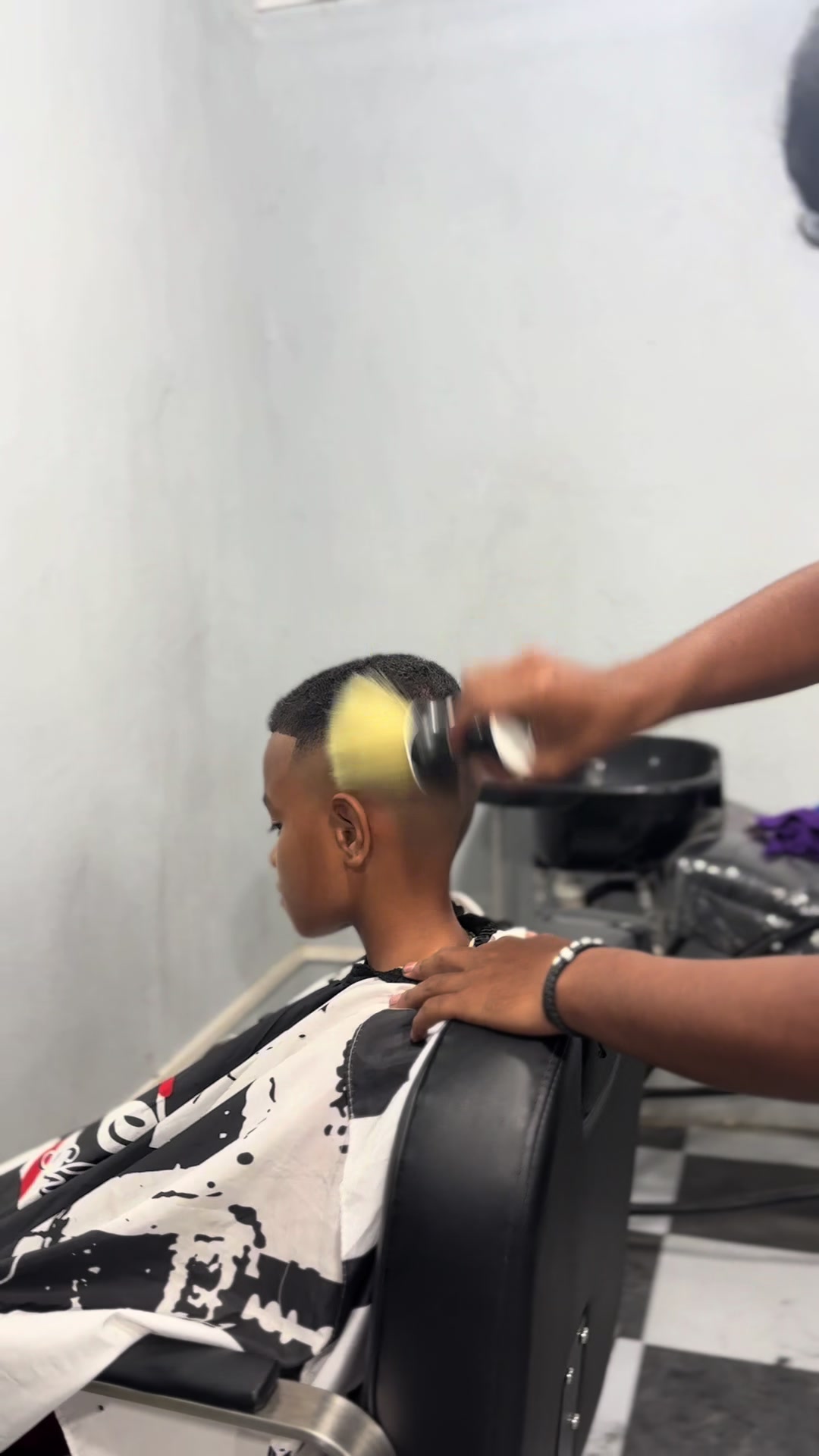 @Puru BarberShop