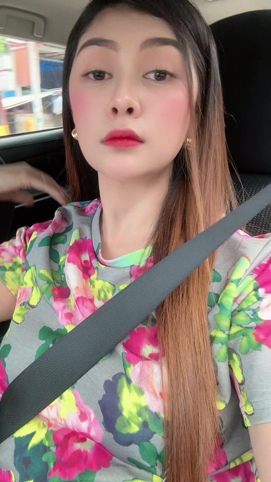 @Tiffy's Beauty