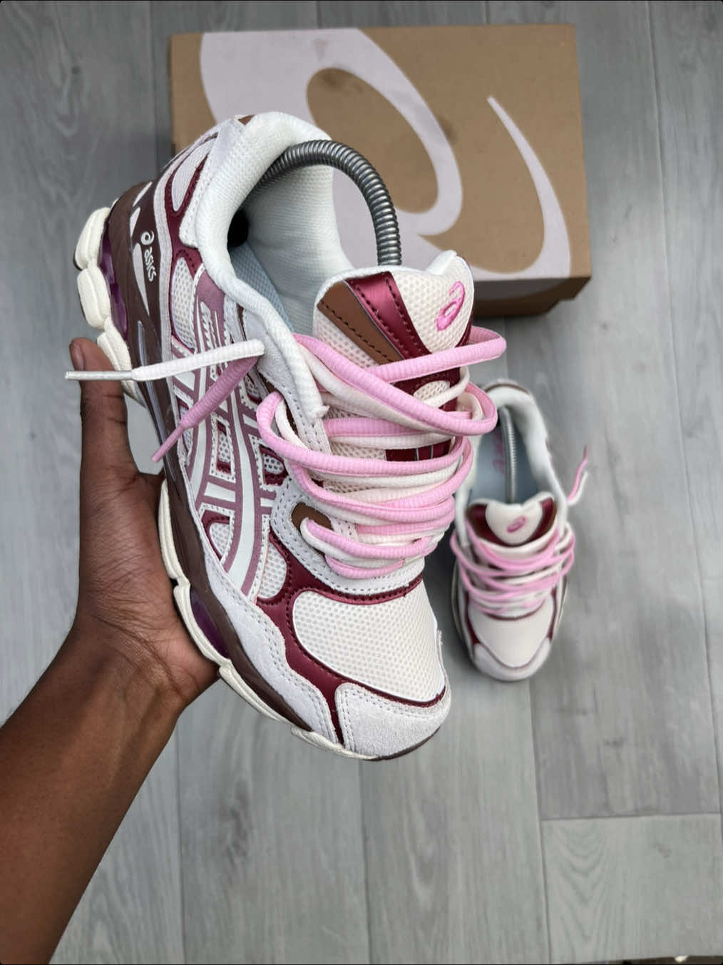 @SNEAKER 🥷