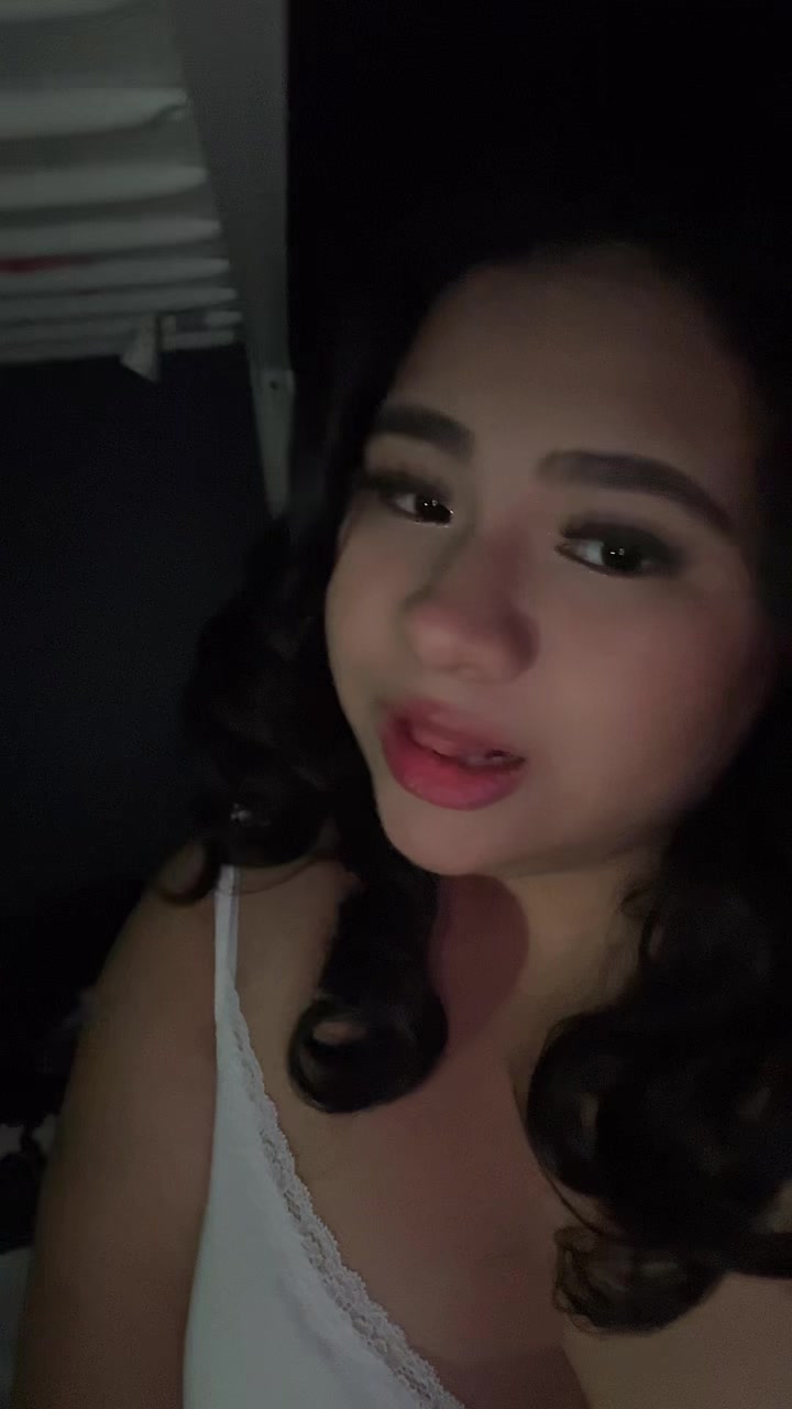 @Emi melanie