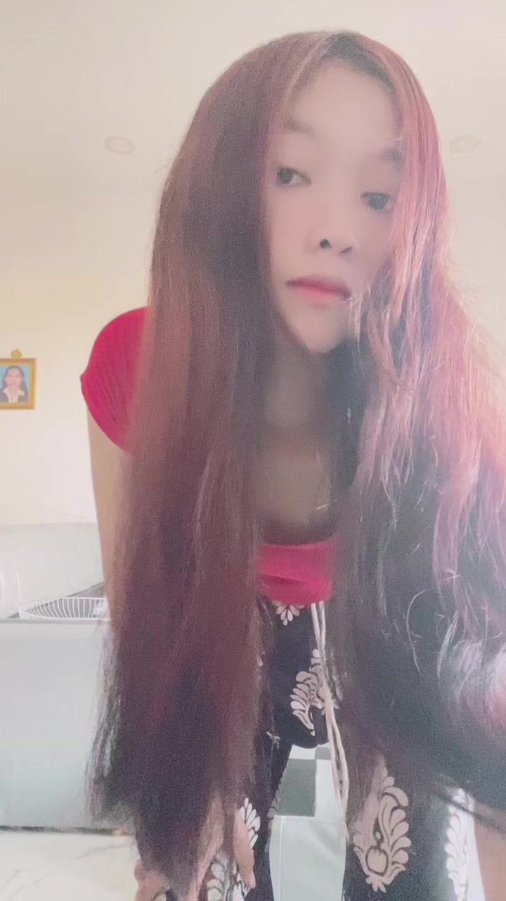@ស្ដេចផុសប្រចាំស្រុកខ្មែរ😈