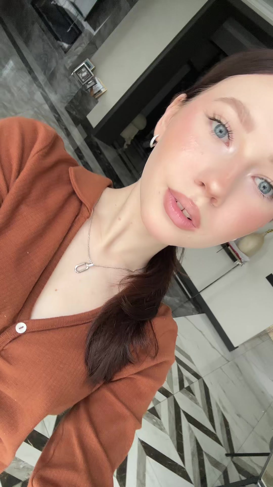 @неля.