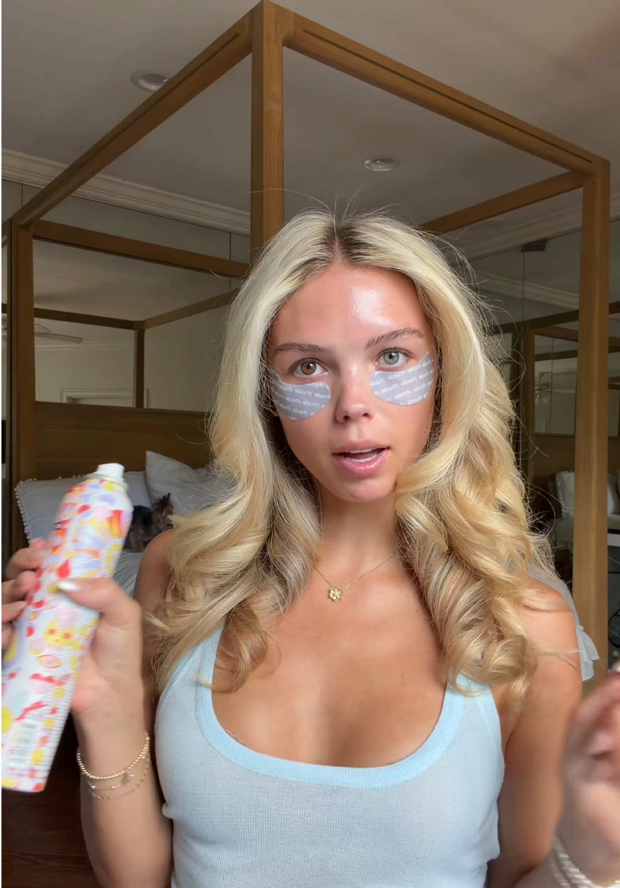 @caroline