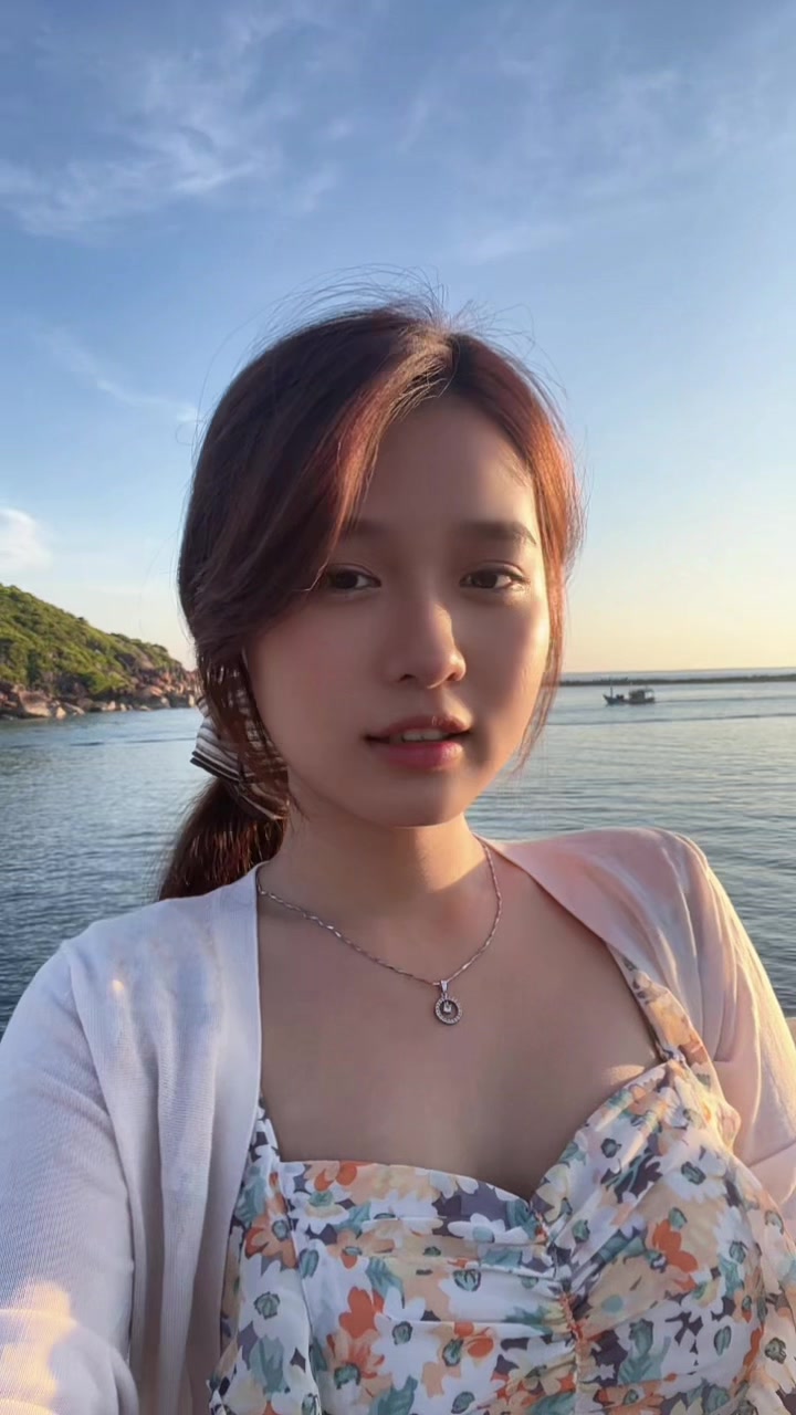 @Hồng Nhung