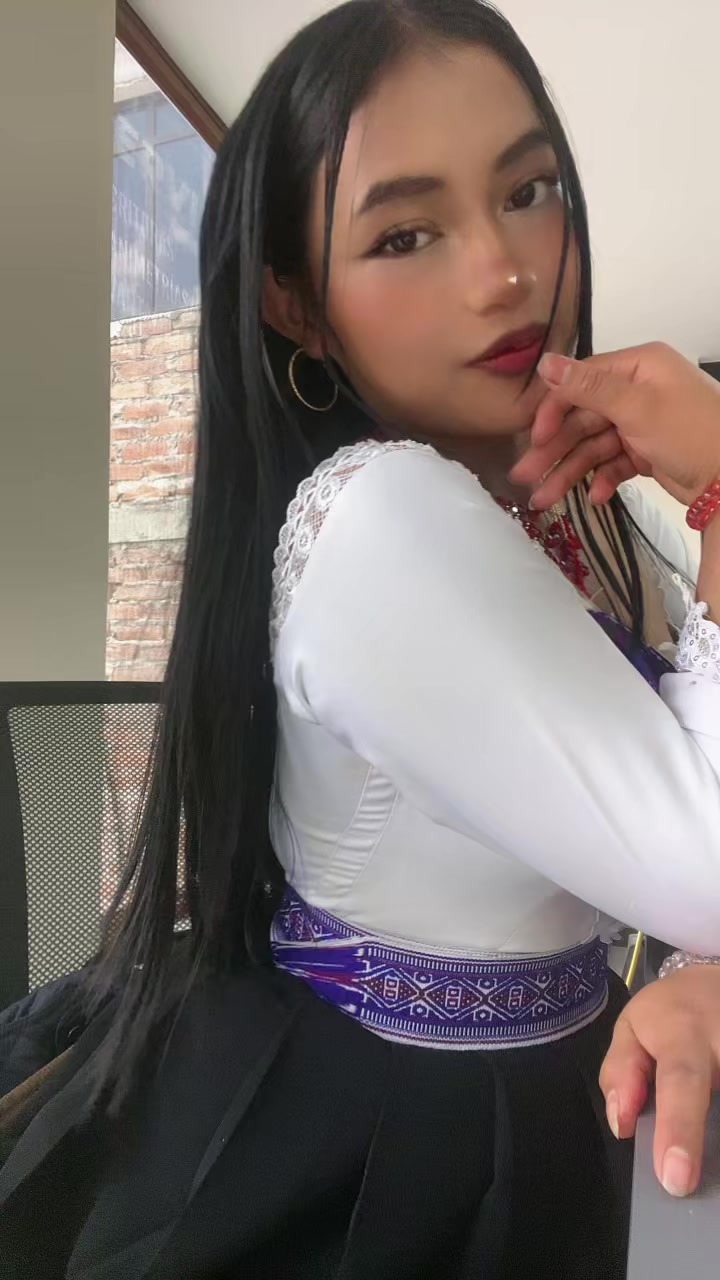 @Aurora👻