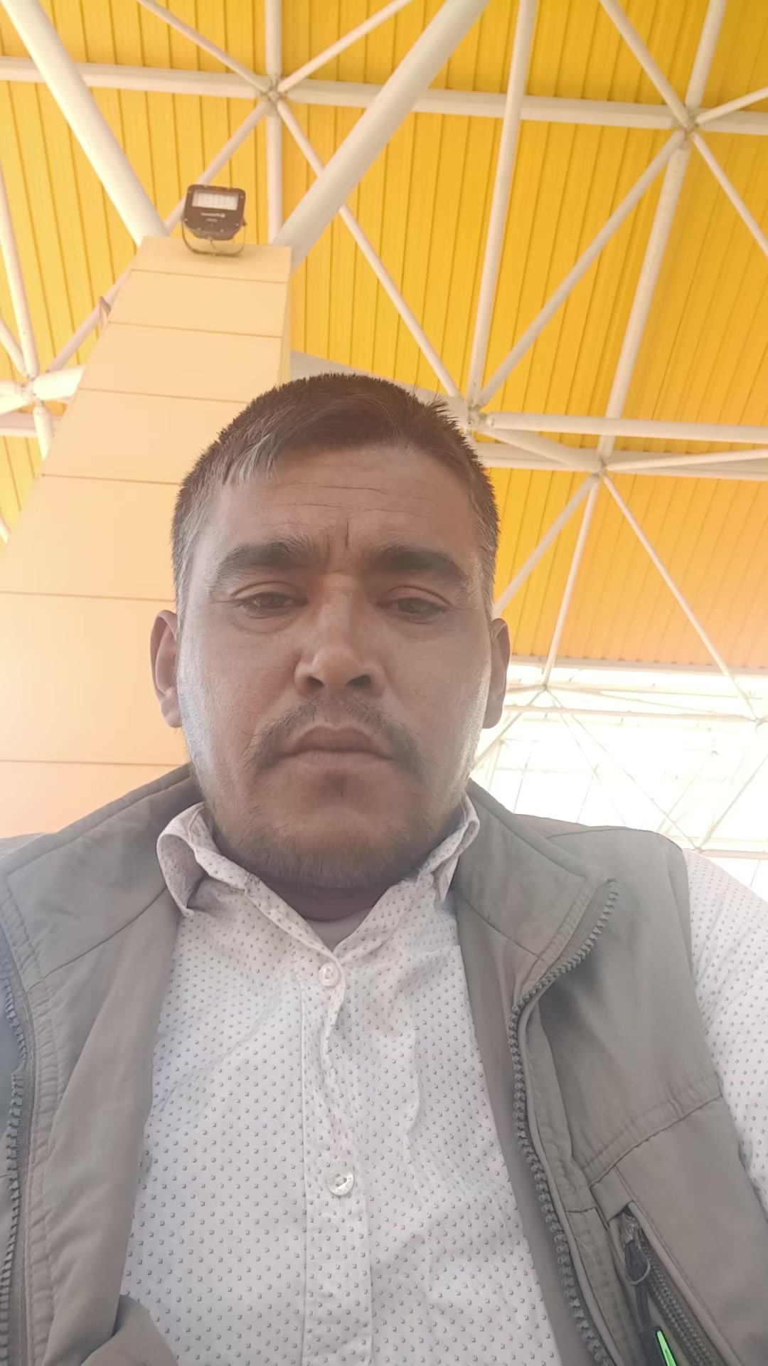 @Mesut Safariمسعود.صفرای