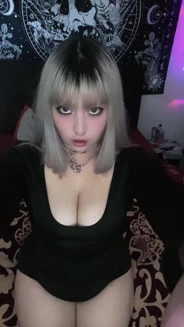@kamilita
