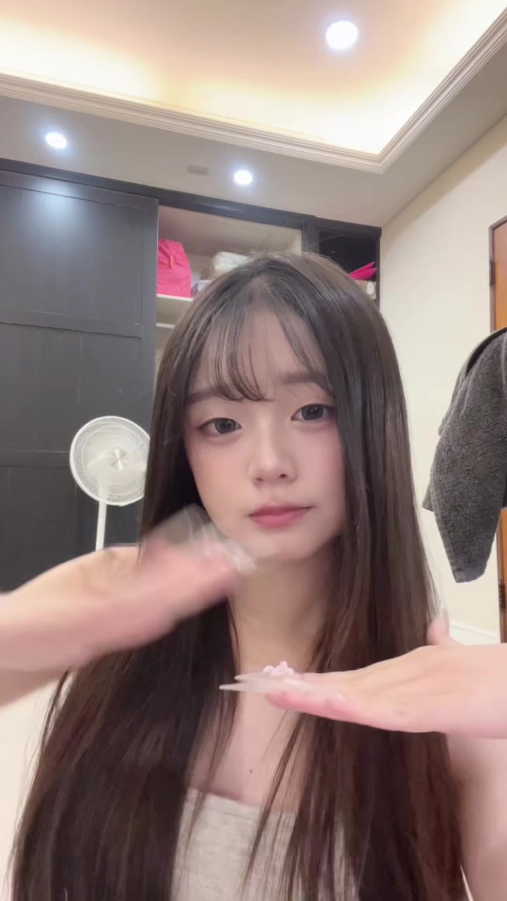 @𝐲𝐮
