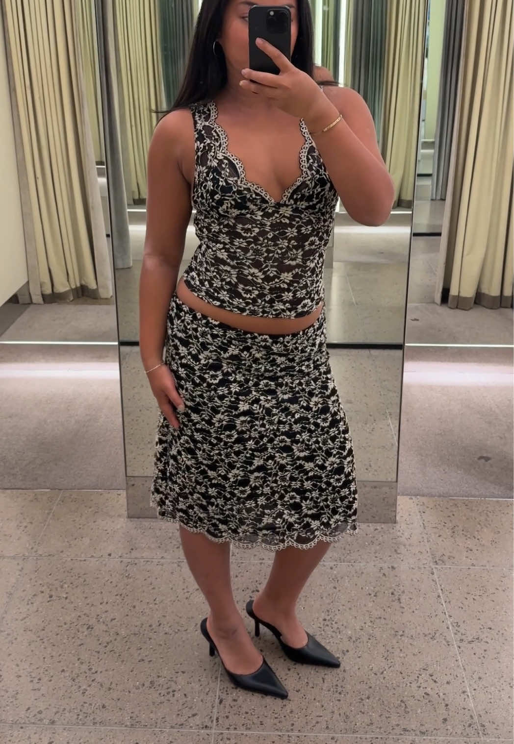 @Glassons