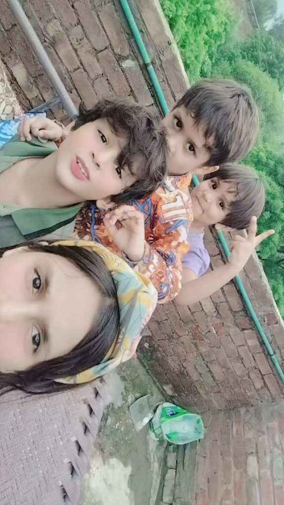 @Sana Pari