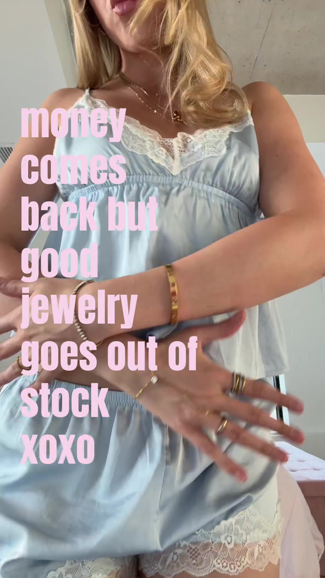 @KYRA| WELLNESS + FASHION