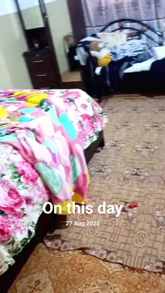 @khushi_khan64