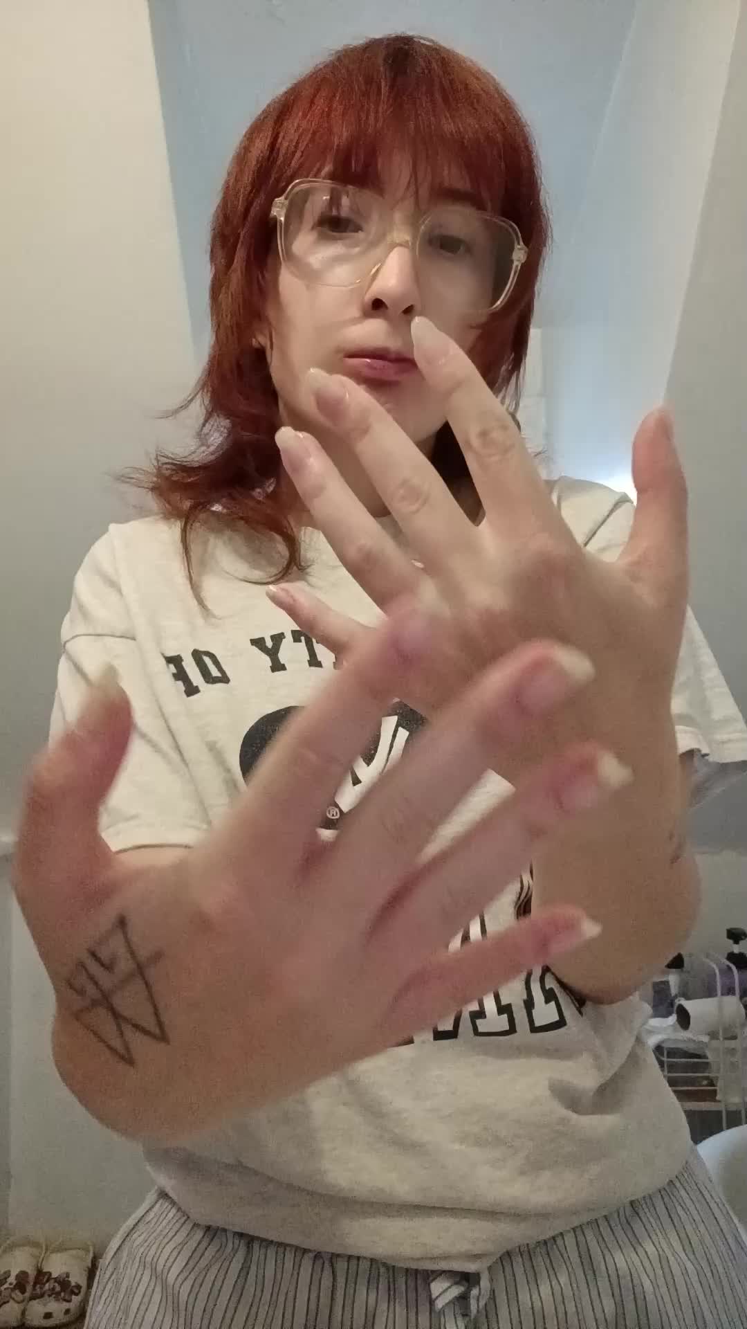 @Isabella
