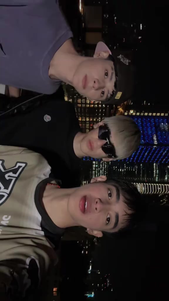 @๐ด๐จ๐ป โโโโแตฅโโ๐ธแตขโโ ๐๐๐ค๐ฆ