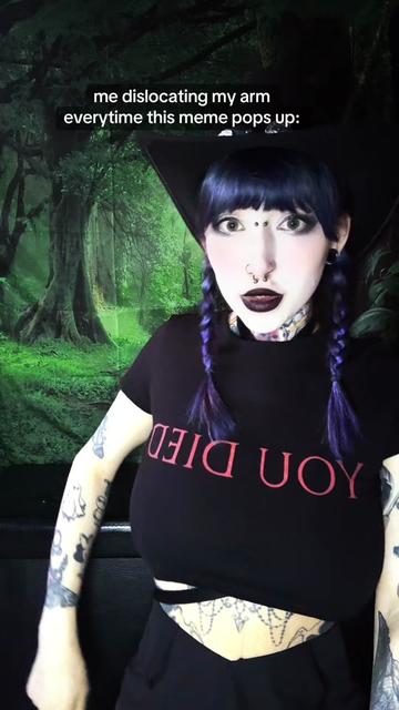 @IG gothmommylilli