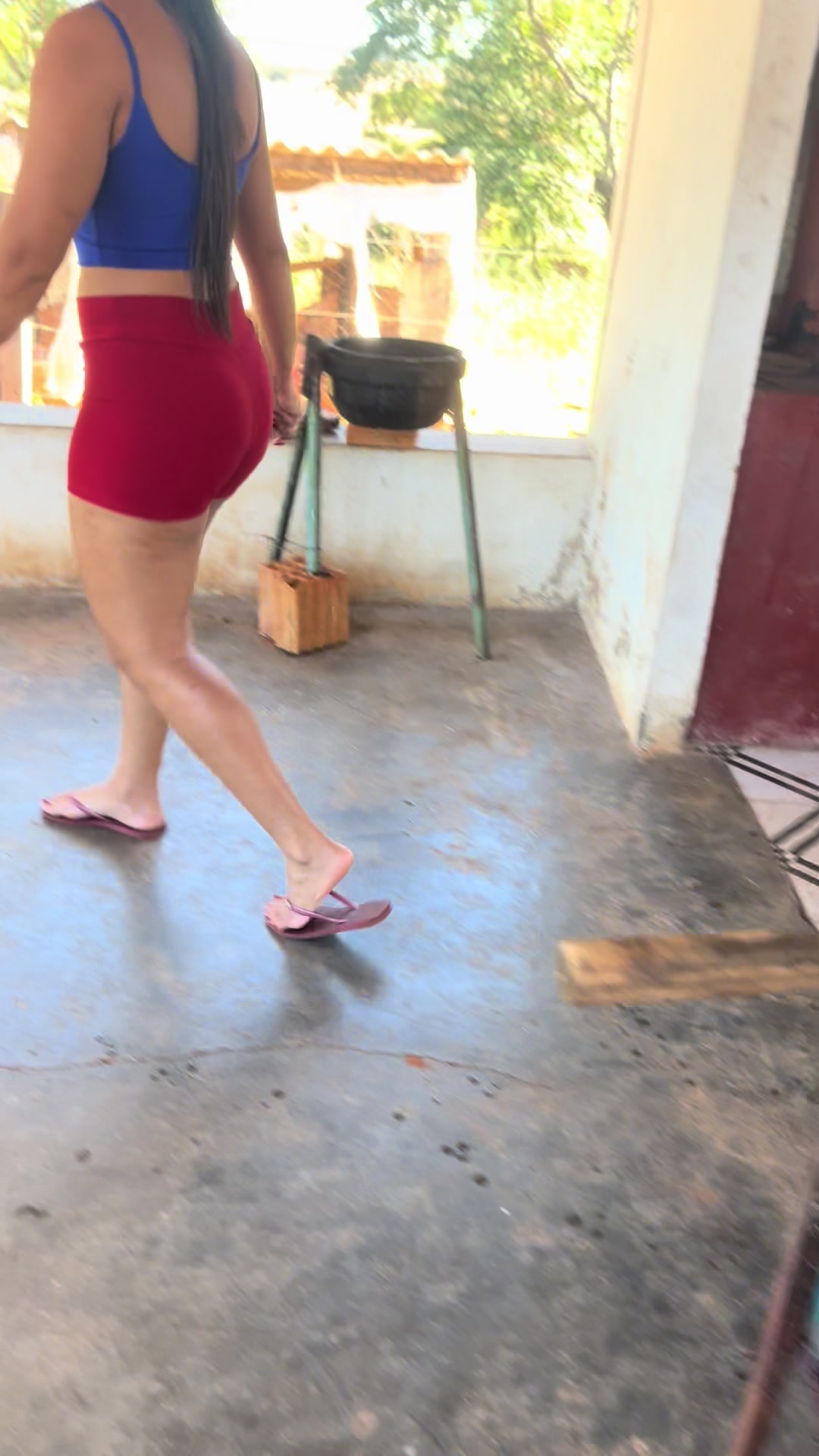 @larissaqueeiroz