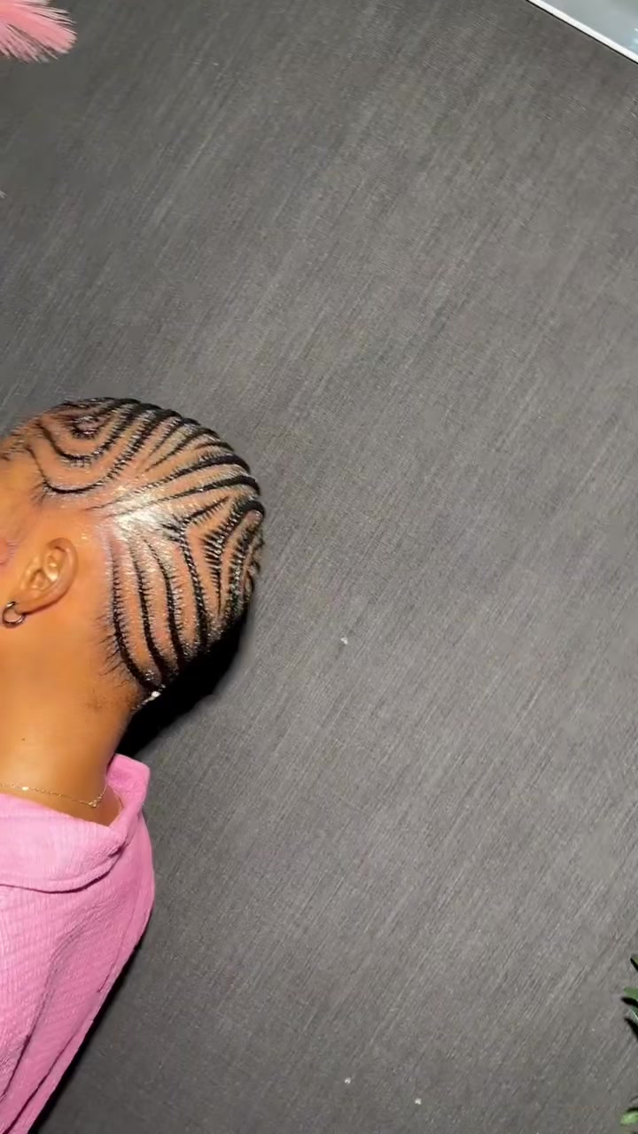 @hairbyamaka2