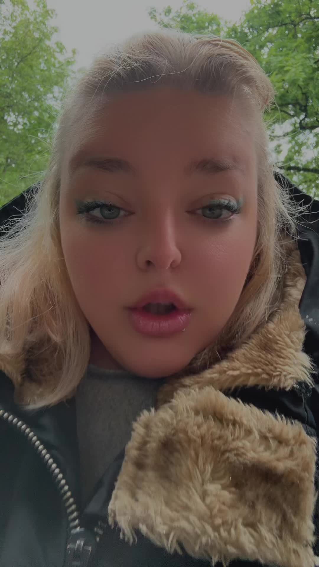 @Seine _Frau241124