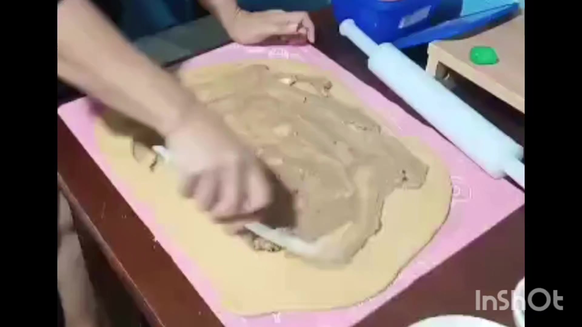 @RosleiFinds