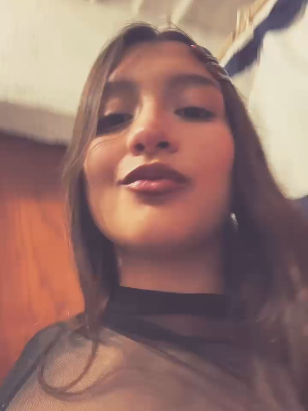 @lola