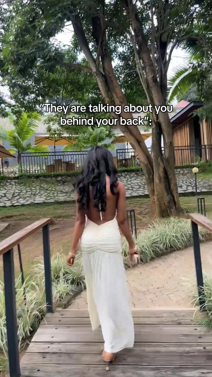 @Favee🦋