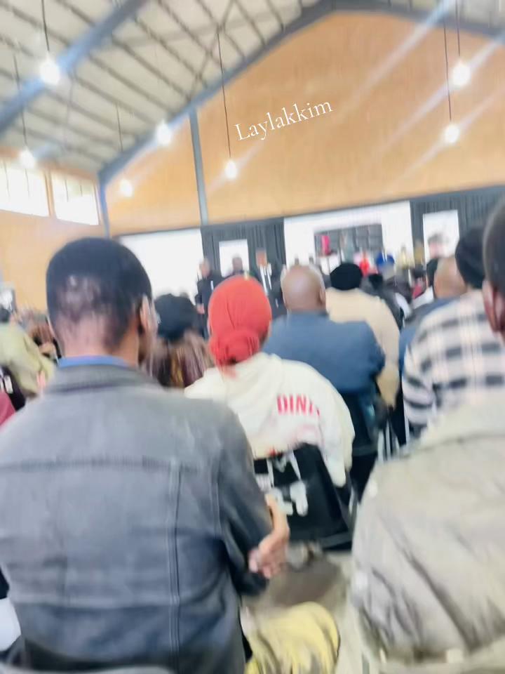 @kamogelolaylakkim