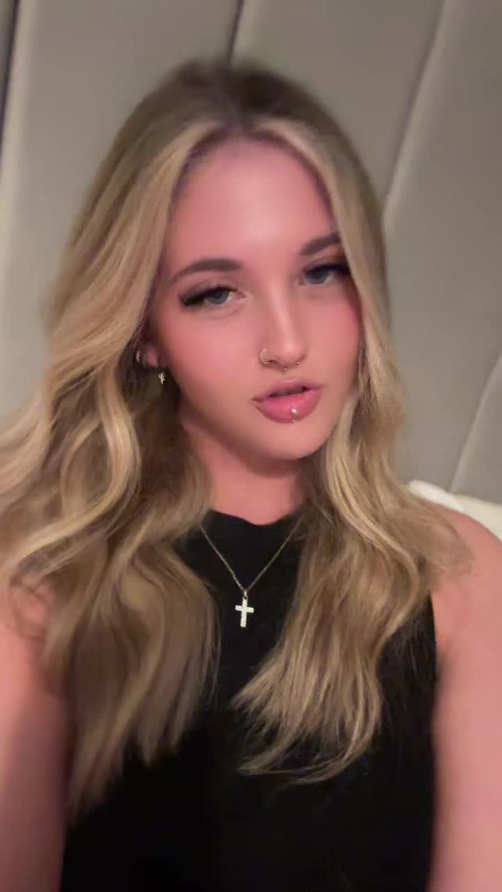 @Caitlyn Watt🧸