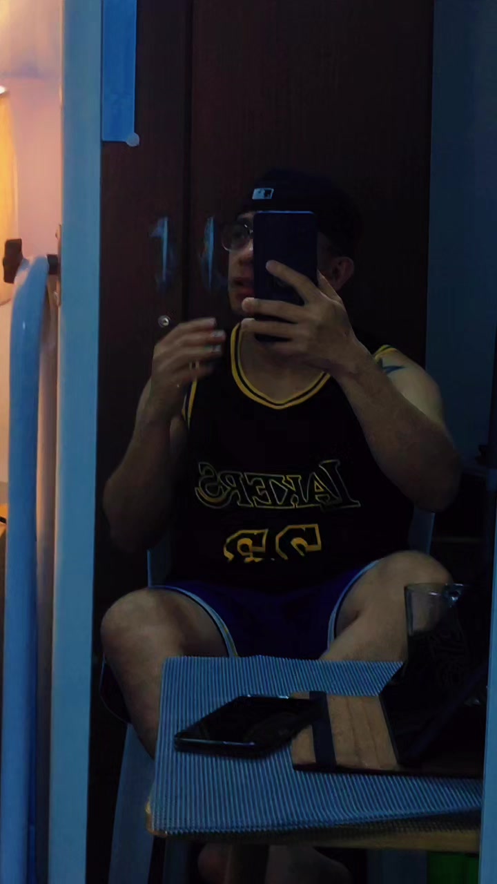@pilyong_kuya_nyo12