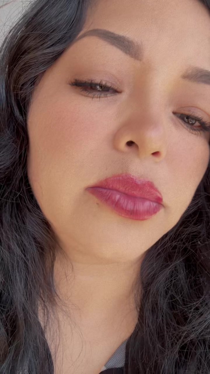 @Vickiie Enriquez