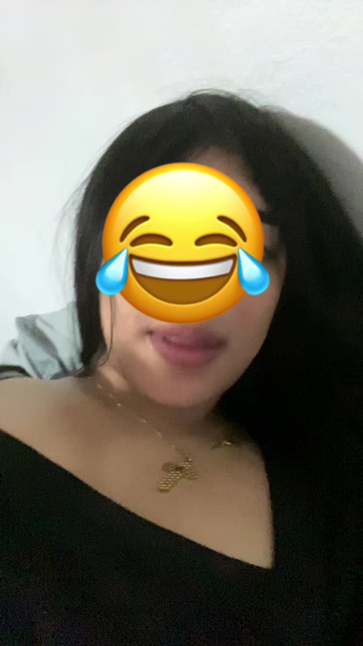 @🦦