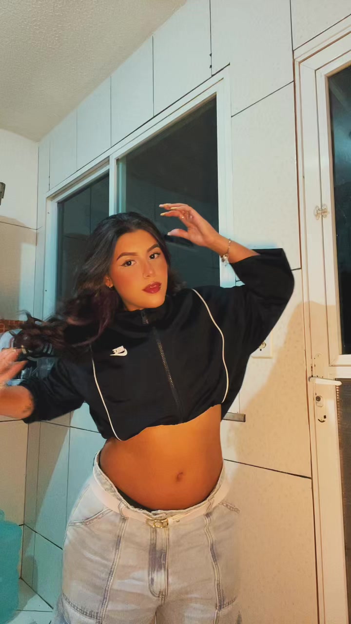 @alvesle__