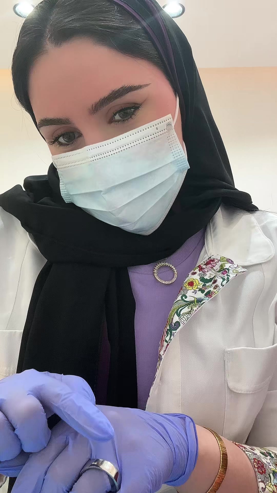 @د.لجين