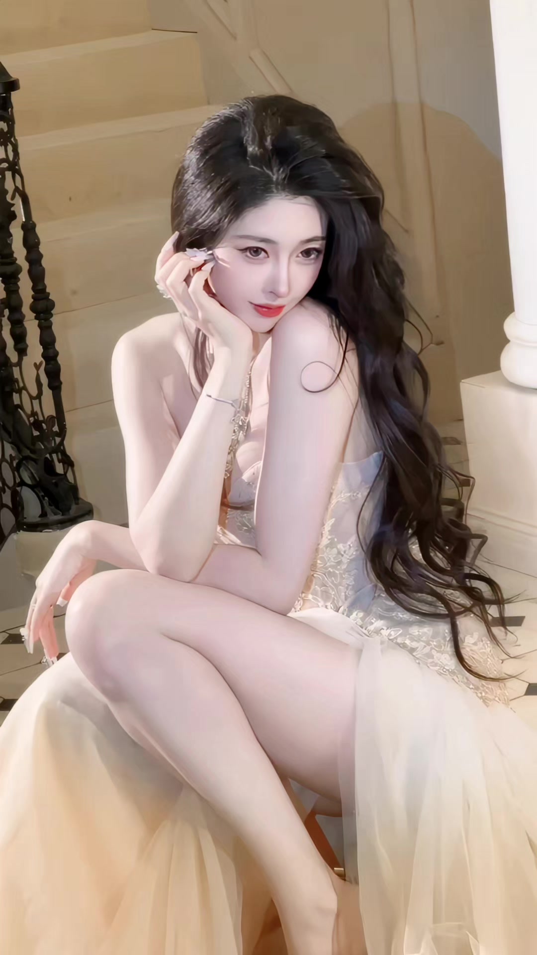 @Xinh Motion