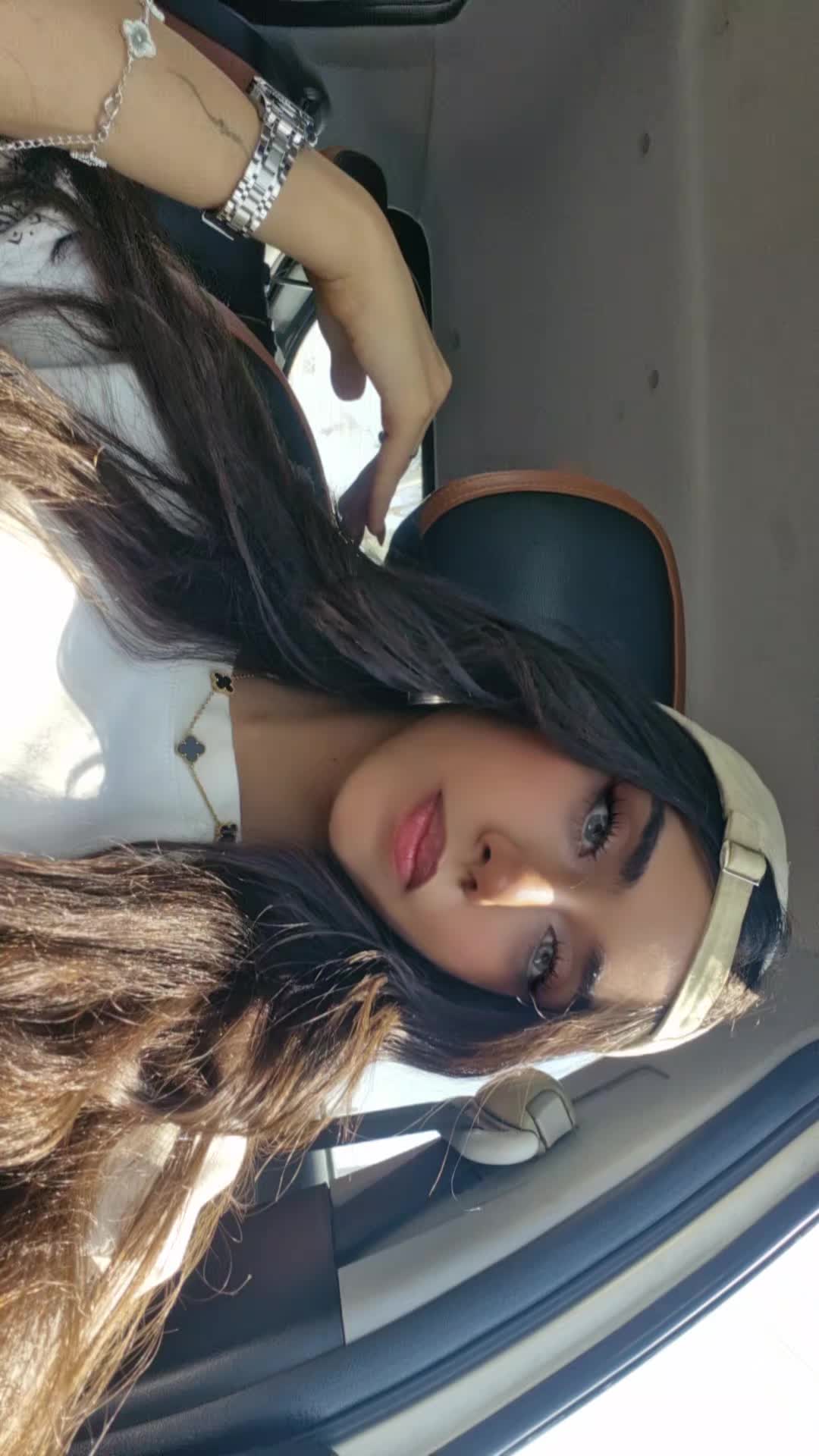 @uglamur