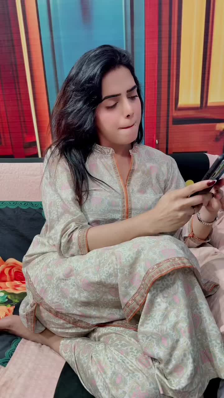 @🌺SABA SHAH🌺