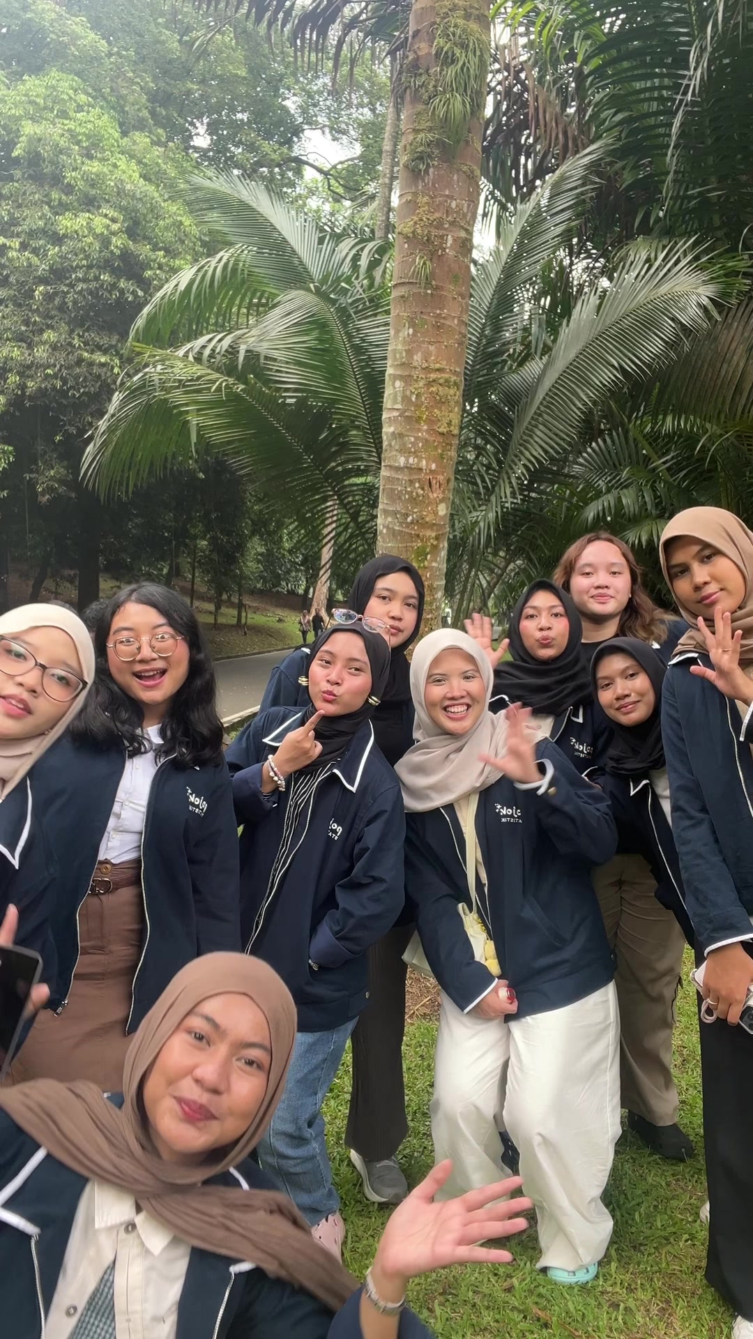 @azmy ✨