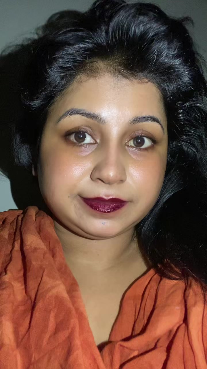 @Sharmin Shila cream apađ