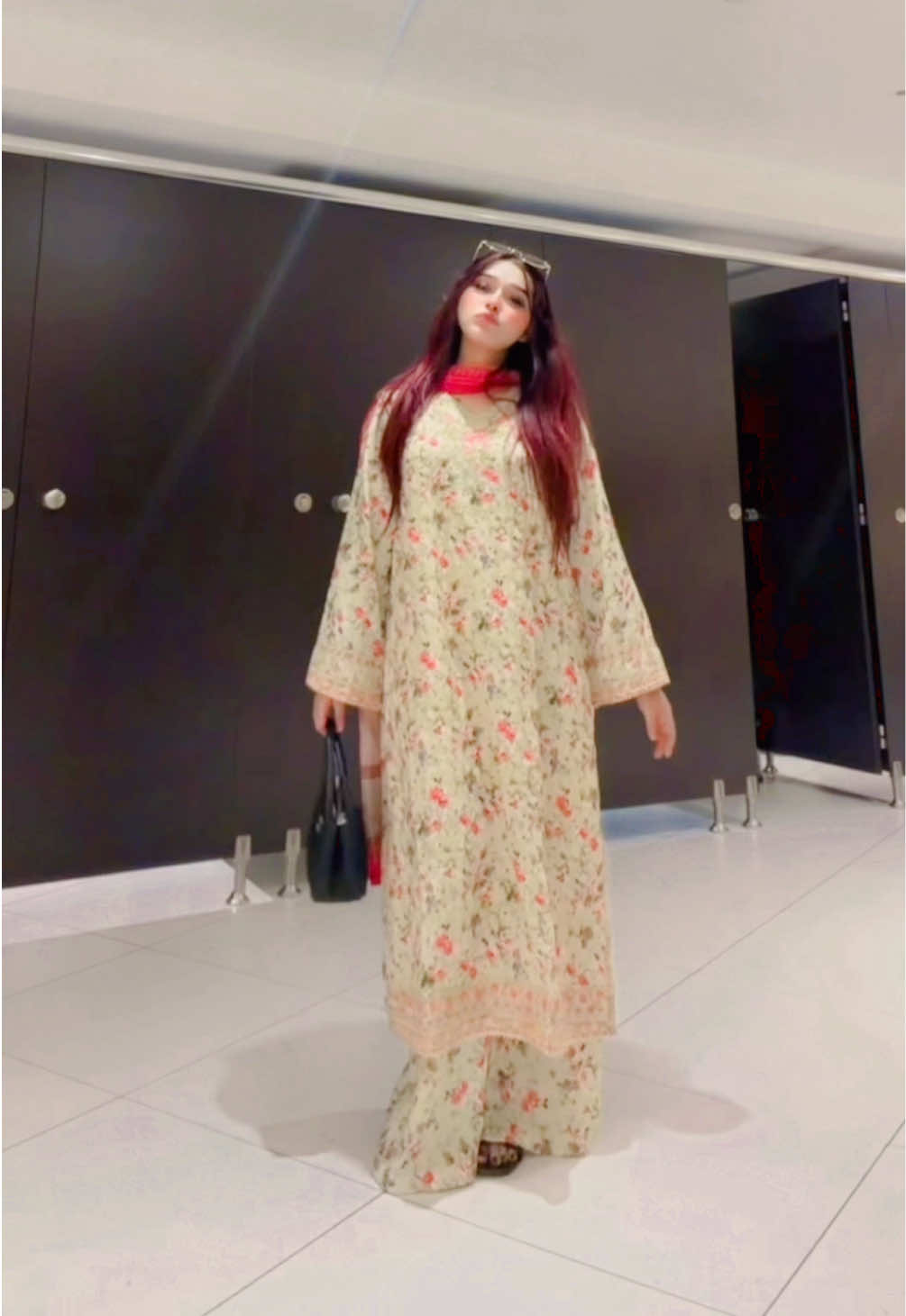 @Jenni🇦🇪