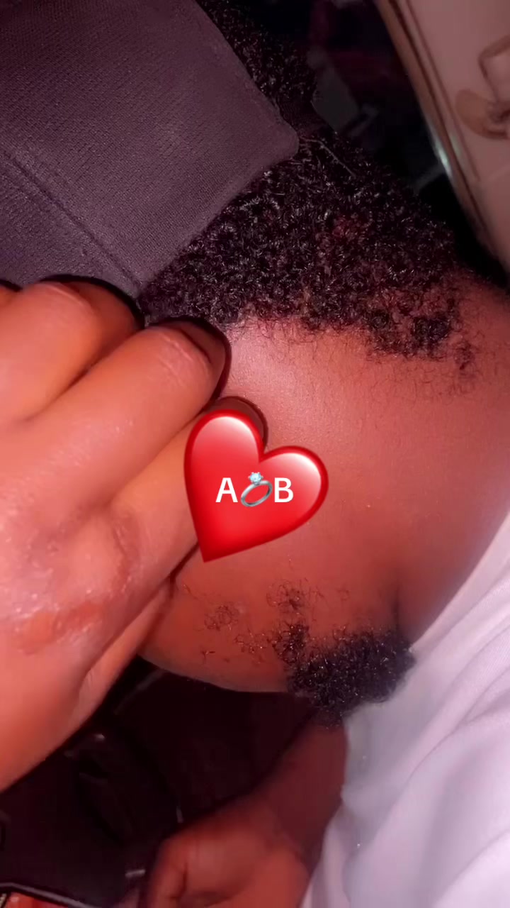 @Amanda noir ipupa💋