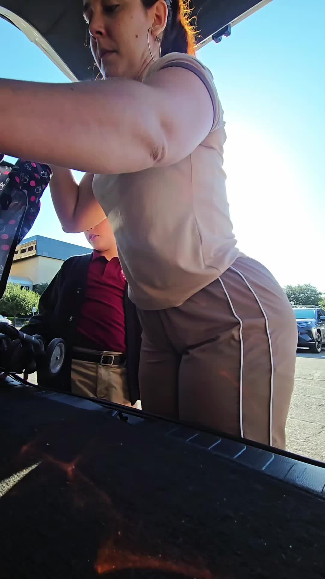 @YeinysVibes