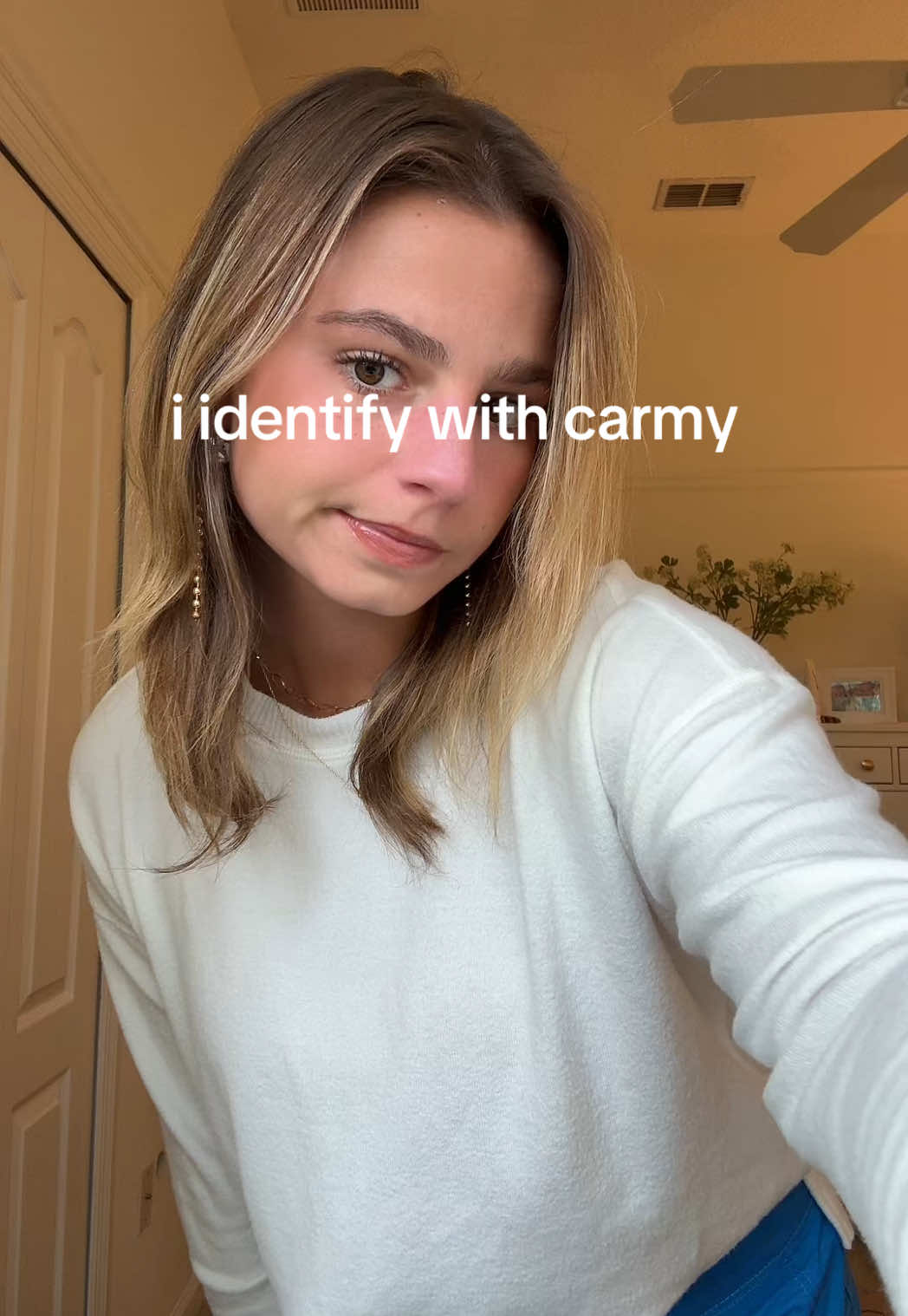 @oliviahudson