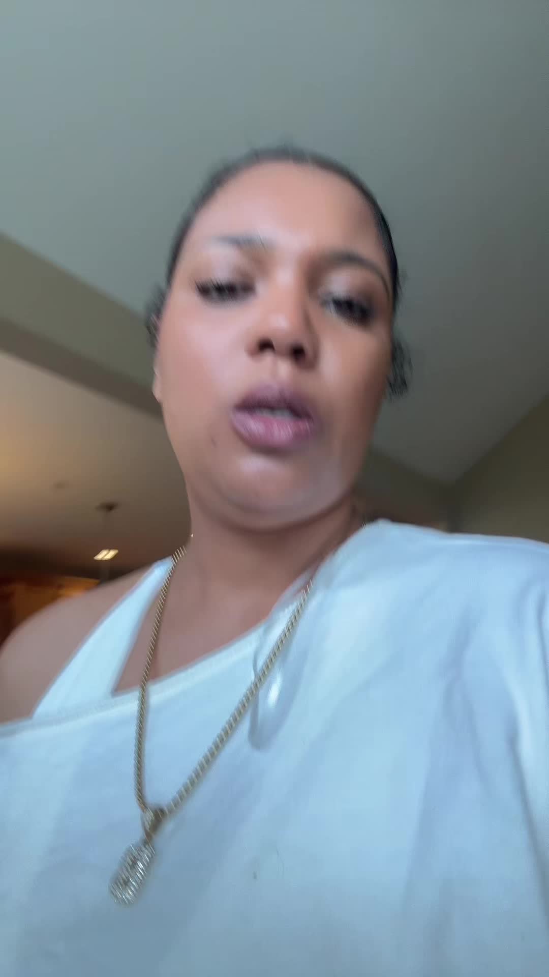 @twinnemom1