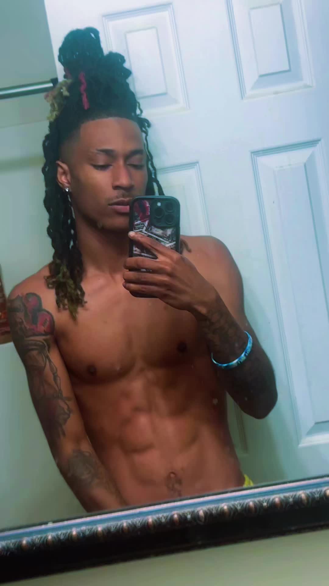 @LilTaeeee
