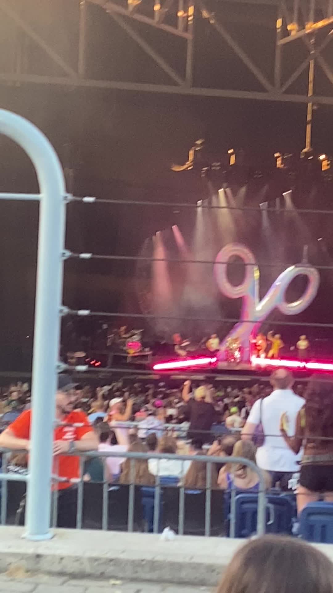 @zo🍒