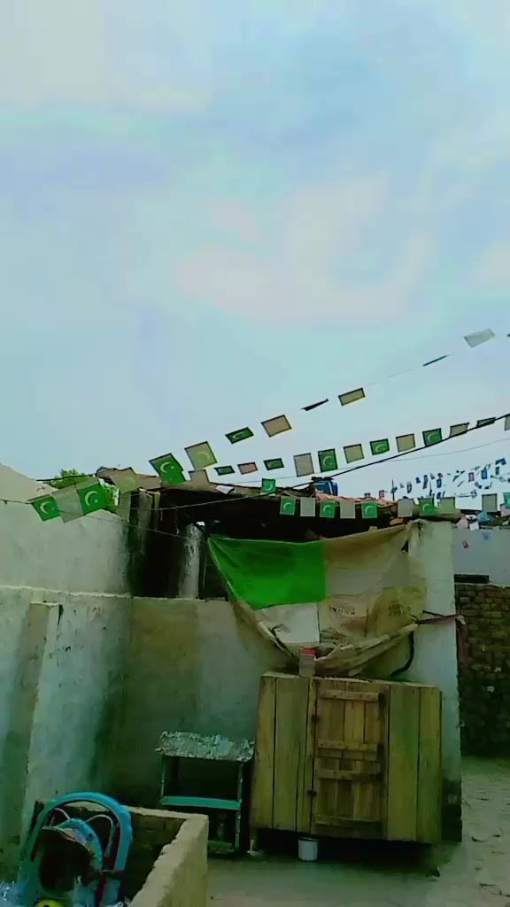 @ملک اشفاق